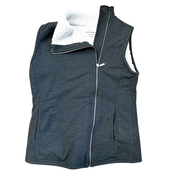 Banana Republic Gray White Fleece Sleeveless Asymmetric Vest XS - Picture 1 of 5